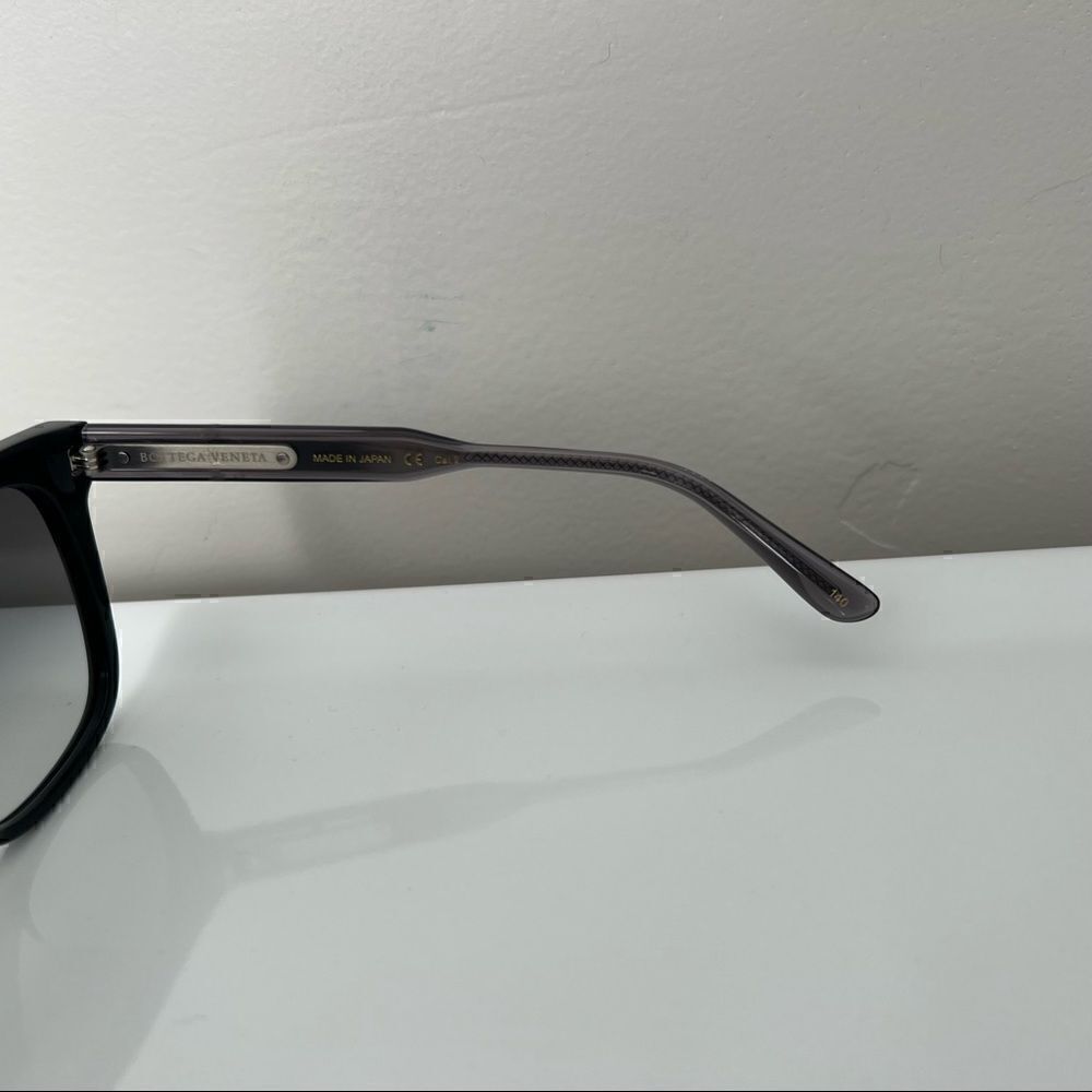 NWOTâBottegaâVenetta Sunglassesâunisex.âGrey/smoke.â100%âauthenticâdesigner. - Picture 9 of 16